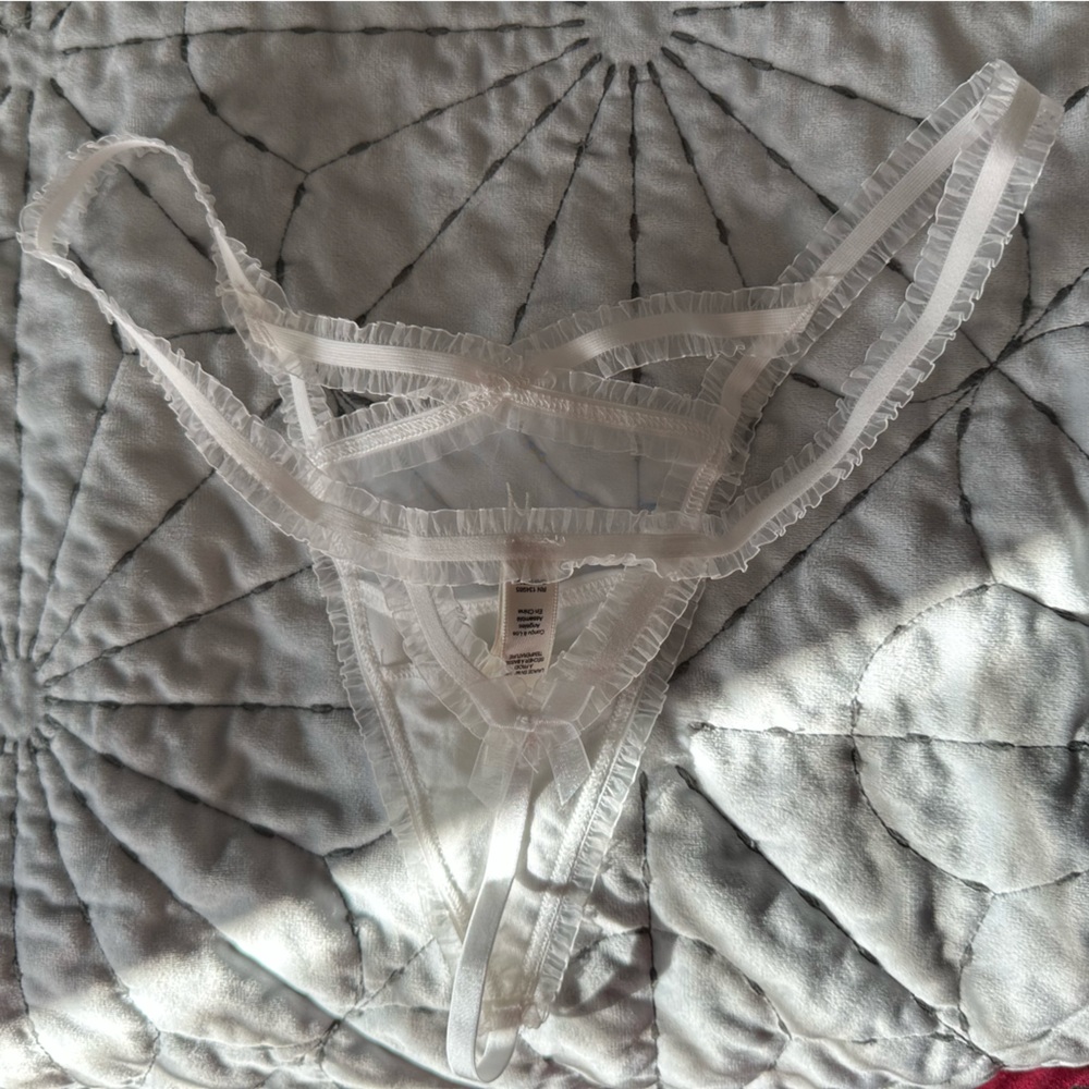 NWT white lace “mrs” thong - Picture 2 of 11